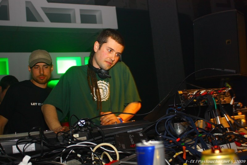 LET IT ROLL - Pátek 13. 3. 2009